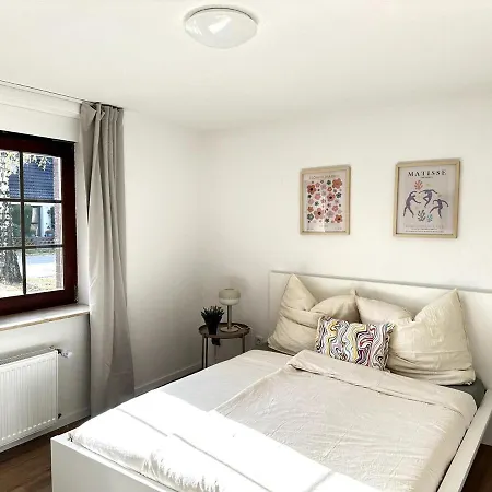 Spacious & Bright Family Escape Apartment Oldenburg