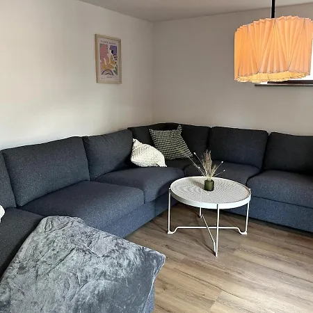 Spacious & Bright Family Escape *